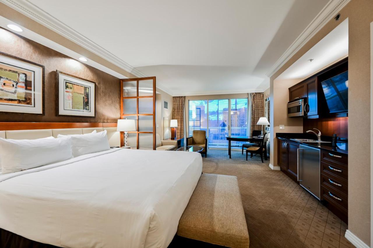 Penthouse Suite With Strip View At The Signature At Mgm Grand Las Vegas Kültér fotó