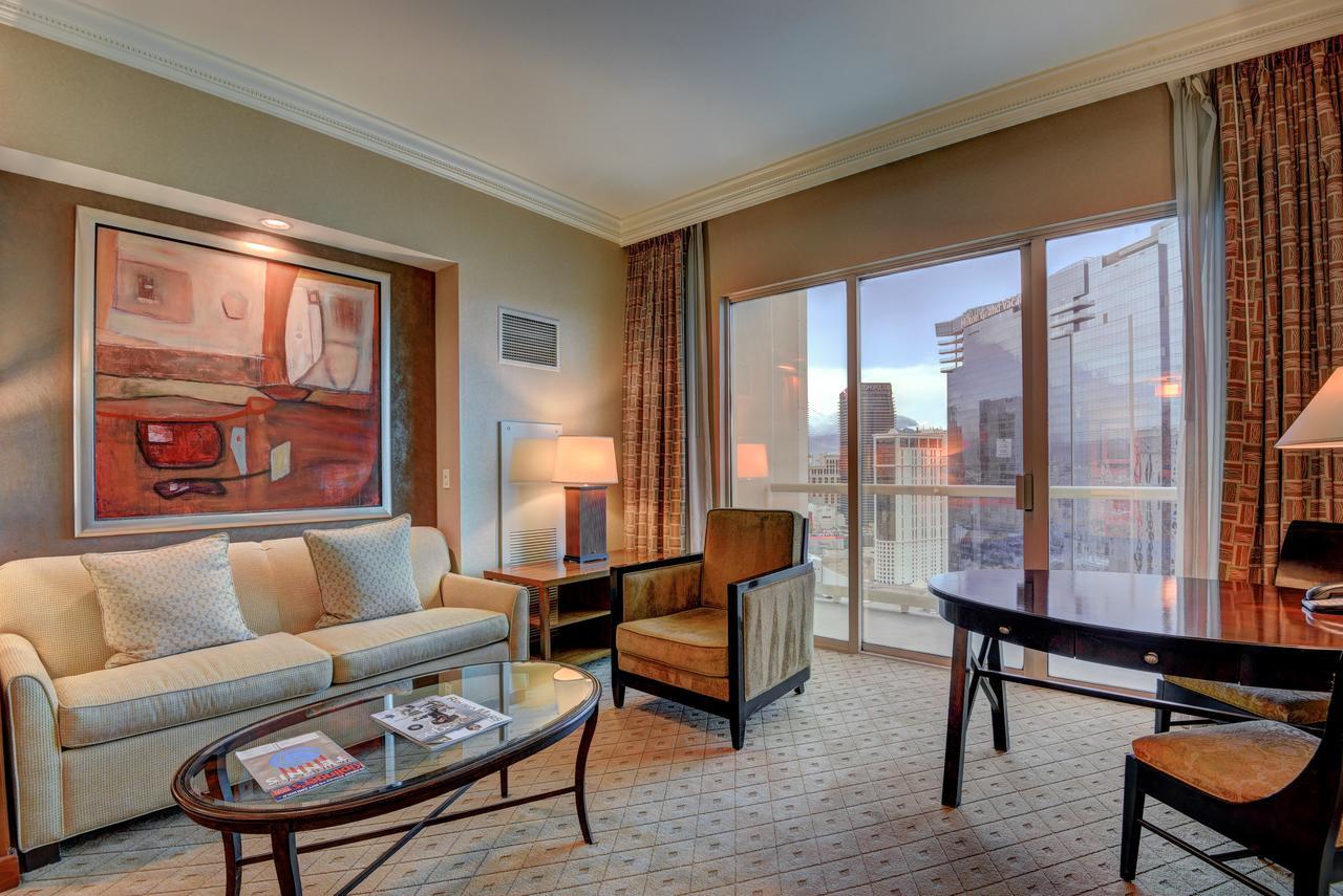 Penthouse Suite With Strip View At The Signature At Mgm Grand Las Vegas Kültér fotó