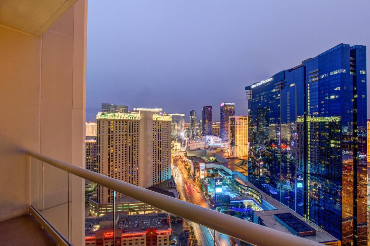 Penthouse Suite With Strip View At The Signature At Mgm Grand Las Vegas Kültér fotó